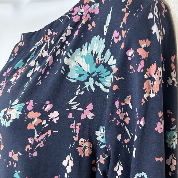J Jill Wearever Collection Floral Tunic Size M Blue Flowers Longline Stretch - Picture 4 of 6